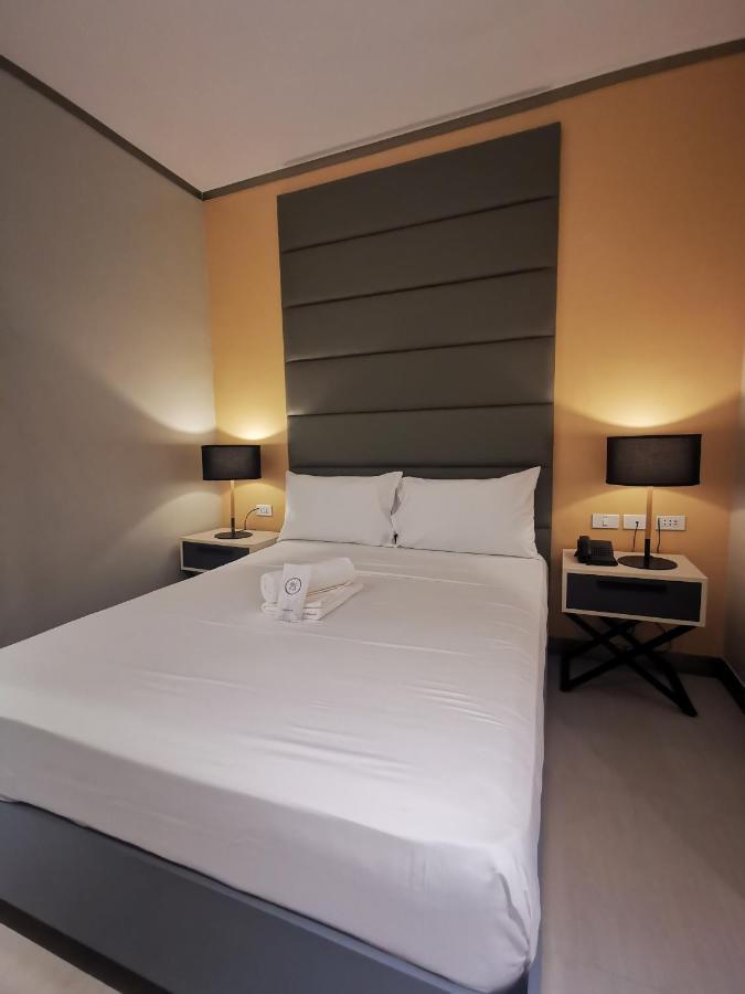 Yes Hotel Pandi Bulacan Eksteriør billede