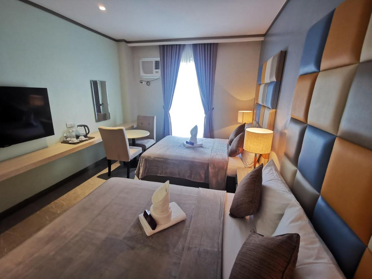 Yes Hotel Pandi Bulacan Eksteriør billede